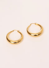 Load image into Gallery viewer, Mei Hoop Gold Large