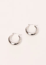 Load image into Gallery viewer, Mei Hoop Silver Small
