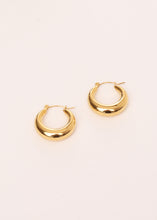 Load image into Gallery viewer, Mei Hoop Gold Small