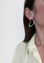 Load image into Gallery viewer, Ada Abstract Earring Silver
