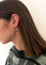 Load image into Gallery viewer, Sid 20mm Hoop Gold