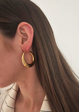 Load image into Gallery viewer, Mei Hoop Gold Large