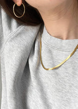Load image into Gallery viewer, Saf Chain Necklace Gold
