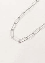 Load image into Gallery viewer, Mol Paperchain Necklace Silver
