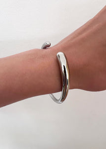 Rya Bangle Silver