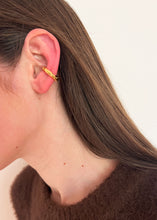 Load image into Gallery viewer, Roo Molton Ear Cuff Gold

