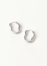 Load image into Gallery viewer, Tod Hoop Silver
