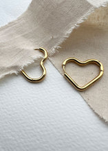 Load image into Gallery viewer, Ali Heart Hoop Gold Large
