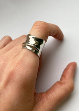 Load image into Gallery viewer, Dax Cuff Ring Silver
